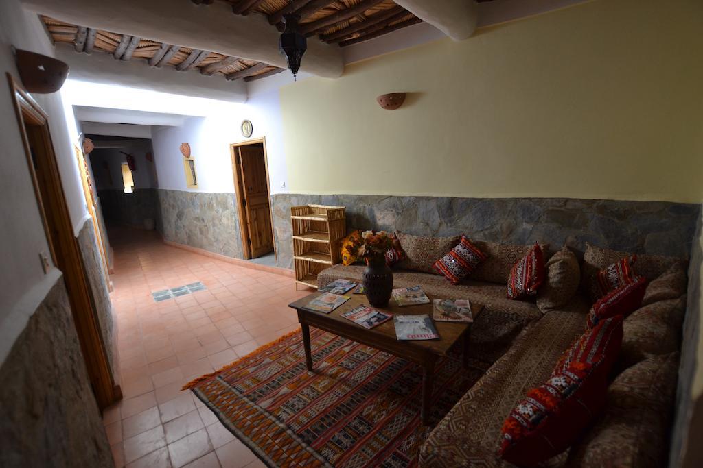 Tizourgane Kasbah Hotell Tiguissas Rom bilde