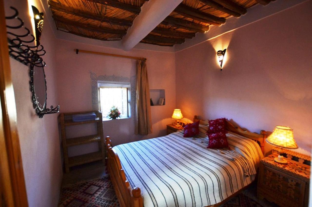 Tizourgane Kasbah Hotell Tiguissas Rom bilde